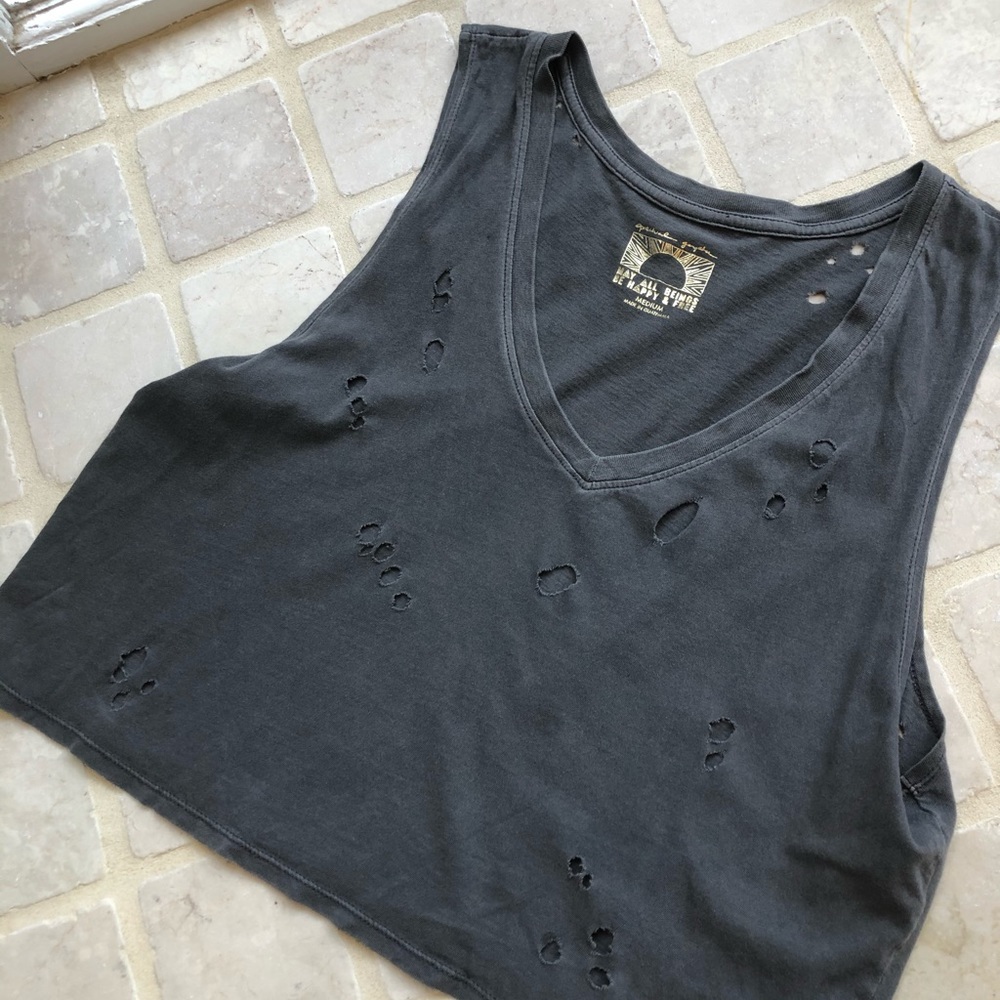 Distressed crop tank